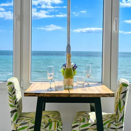 Beautiful With Sea View - Tcm *