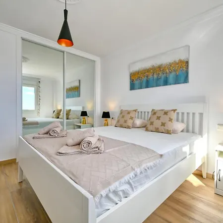 Apartment Beautiful With Sea View - Tcm *