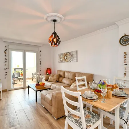 Beautiful With Sea View - Tcm Apartment